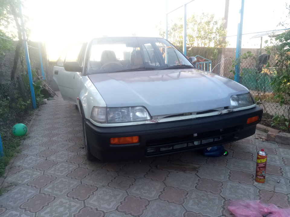 Новий бампер та губа VW Golf 3 GTI 1
