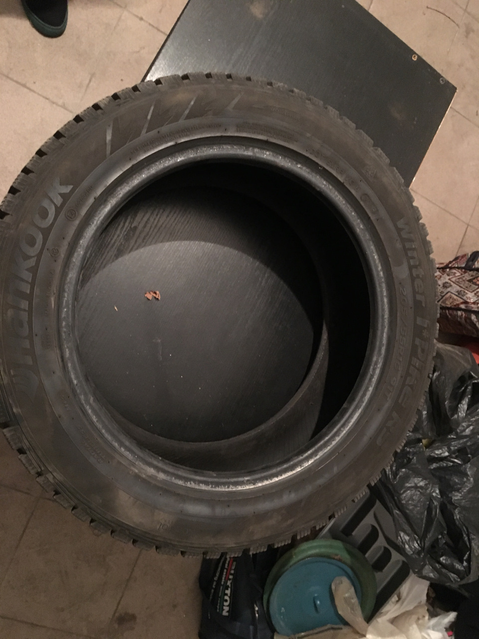 Продам зимову гуму Hankook 5