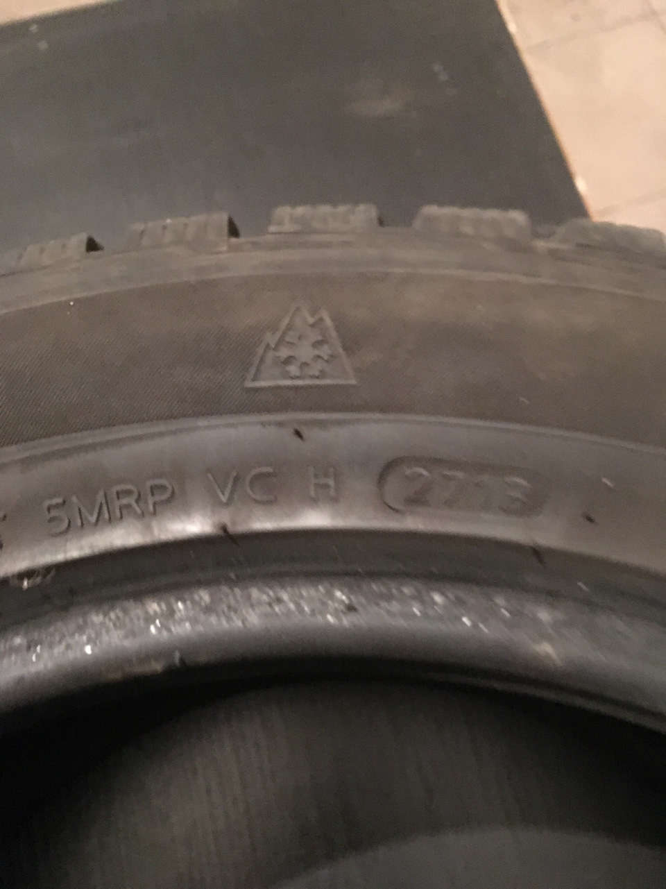 Продам зимову гуму Hankook 3