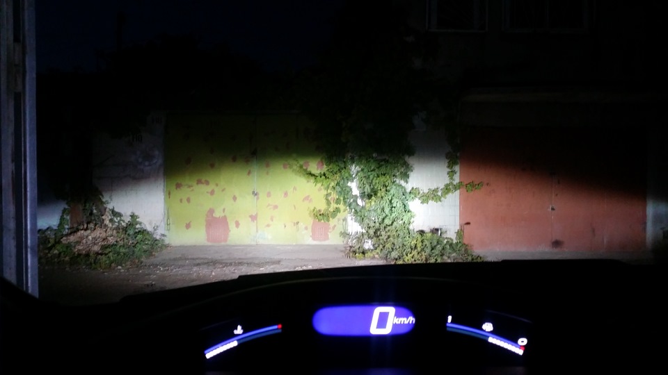 Світло фар 2