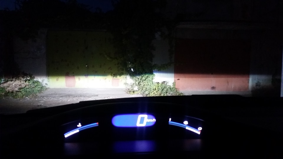 Світло фар 1