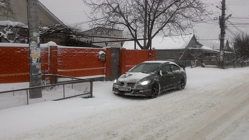 Honda Civic Mugen vs Winter