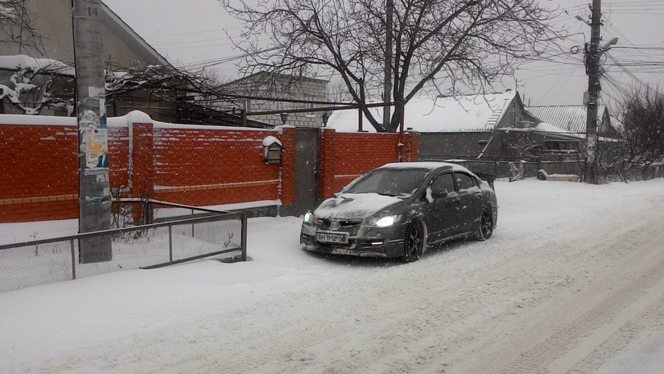 Honda Civic Mugen vs Winter 1
