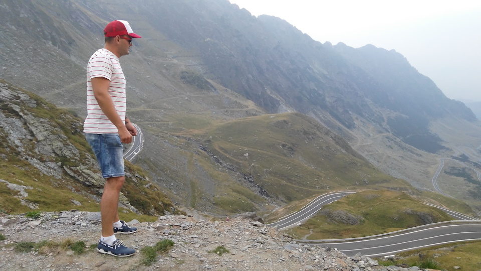 Transfagarasan road 4