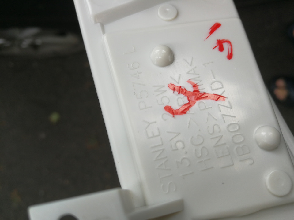 Зміна повторювача повороту в лівому дзеркалі 4