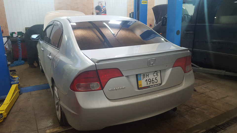 Розпірка Civic 1
