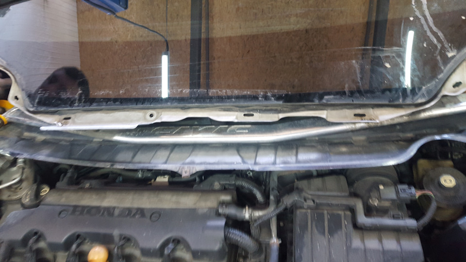 Розпірка Civic 3