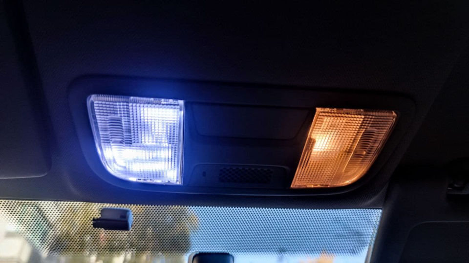 Діодне підсвічування салону 3