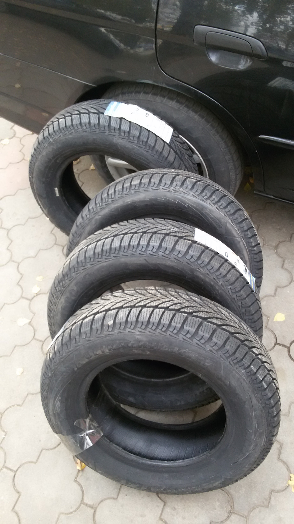 Winter is coming… Goodyear UltraGrip Ice 2 185/70 R14 2