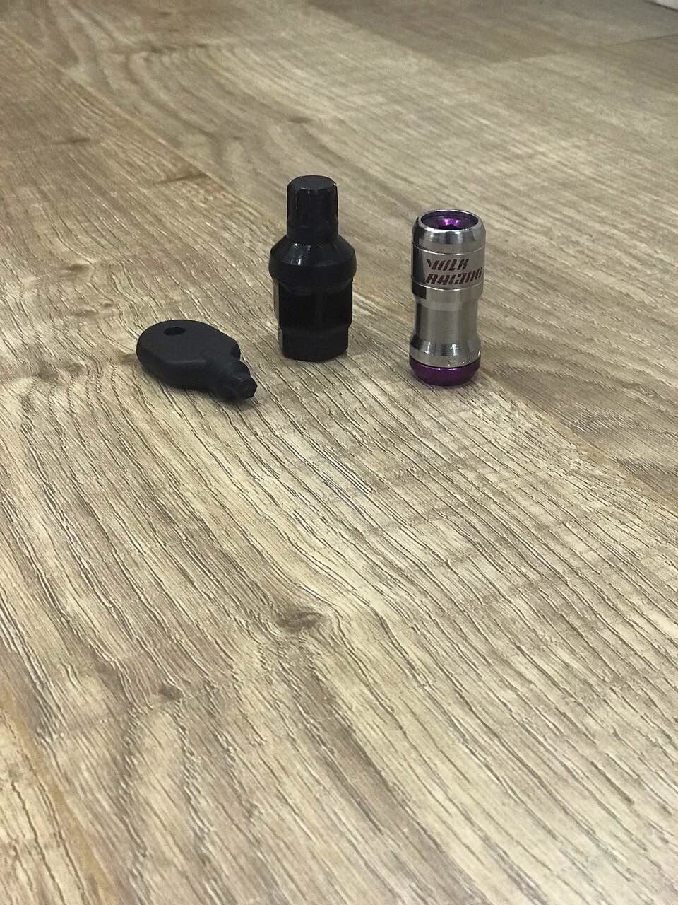 Volk Racing Formula Nut Set 2