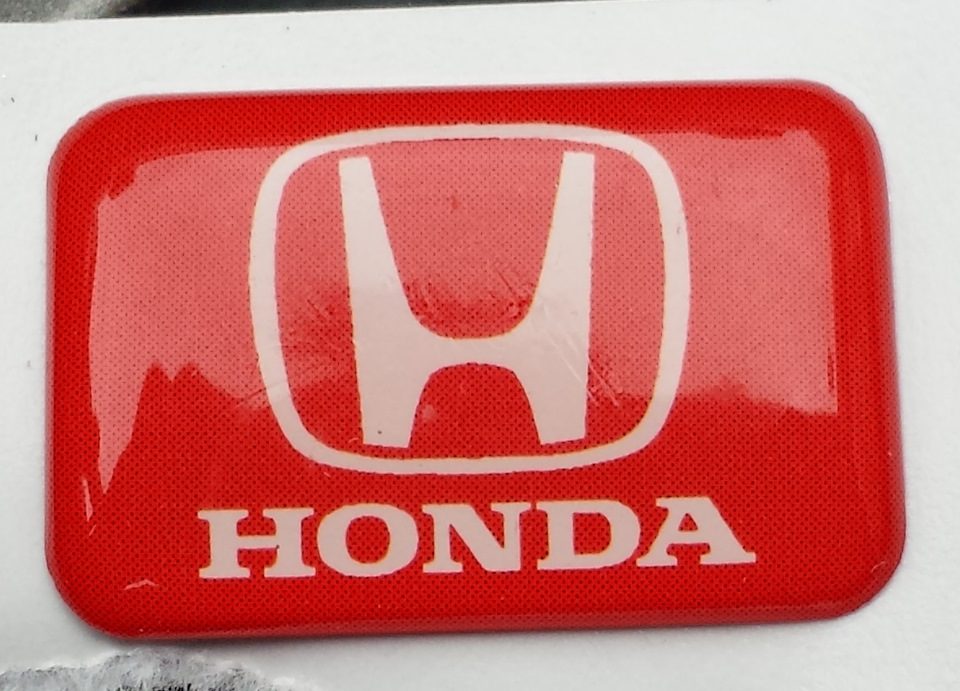 Cмоляна наклейка Honda =) 1