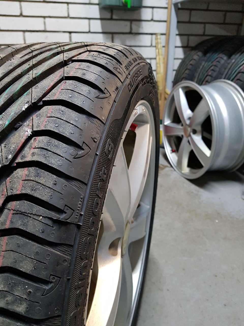 Зима Bridgestone / літо Uniroyal 4