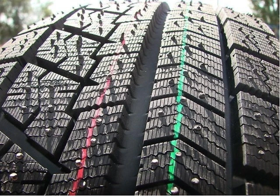 Зима Bridgestone / літо Uniroyal