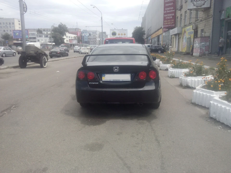 Продам CIVIC