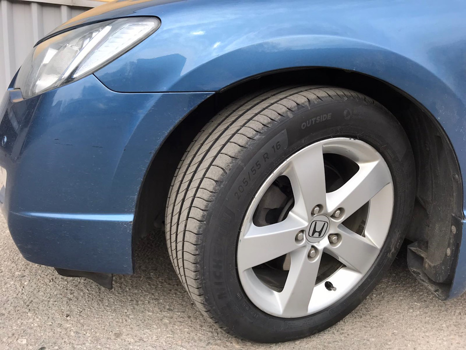 Летние тапки Michelin Primacy 4 3