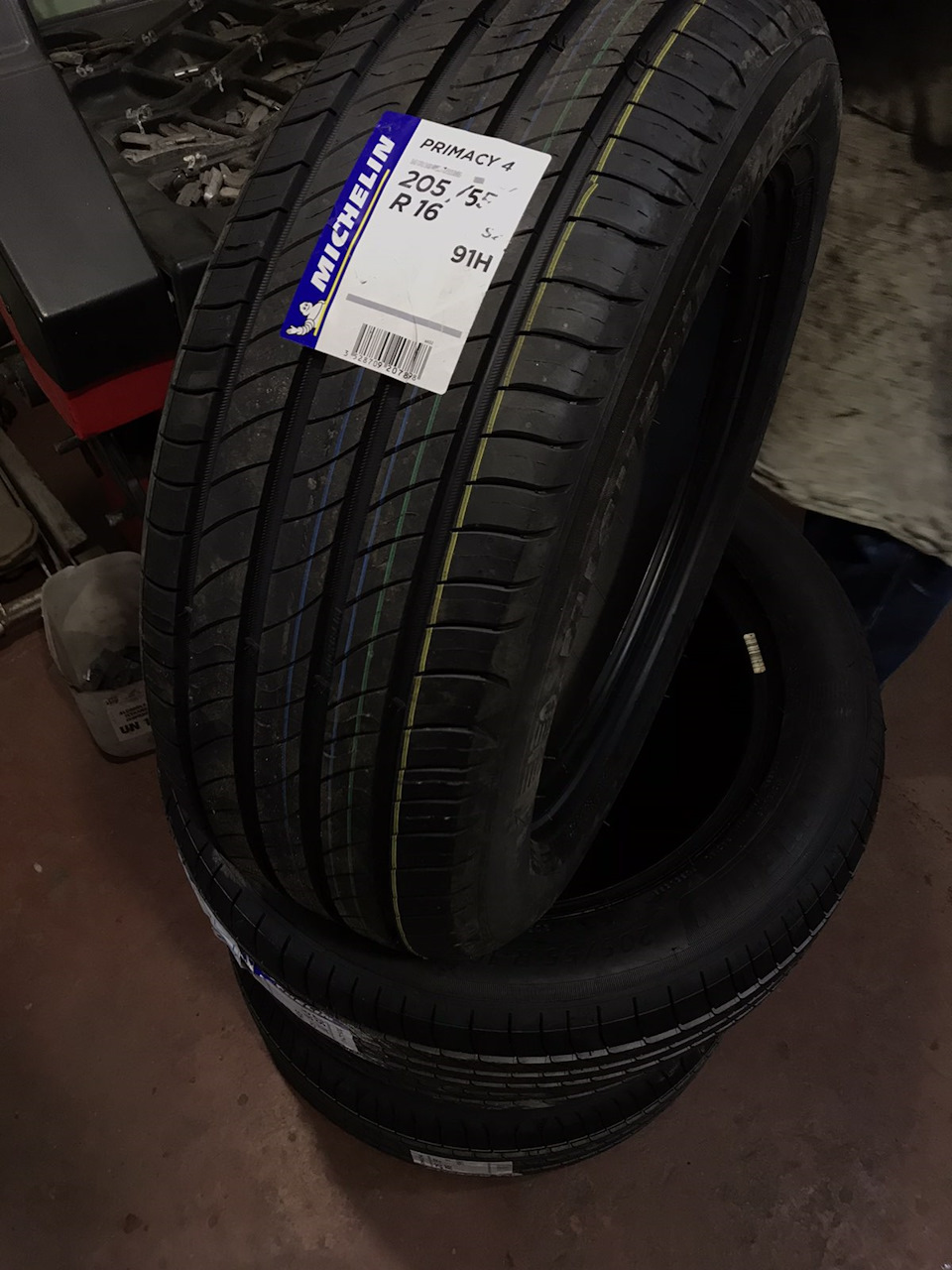 Летние тапки Michelin Primacy 4 2