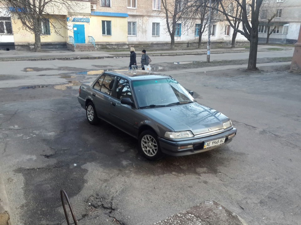 Нова машина, новий квадрат, американець! 1