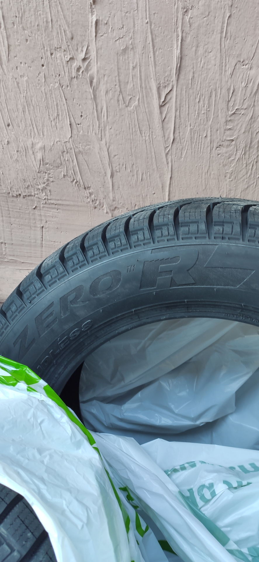 Зимові шини вибір зроблено, Pirelli Ice Zero Friction 5