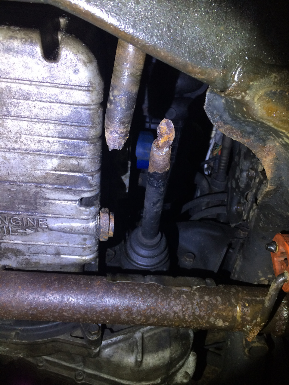 🛠 зламалася піввісь 4