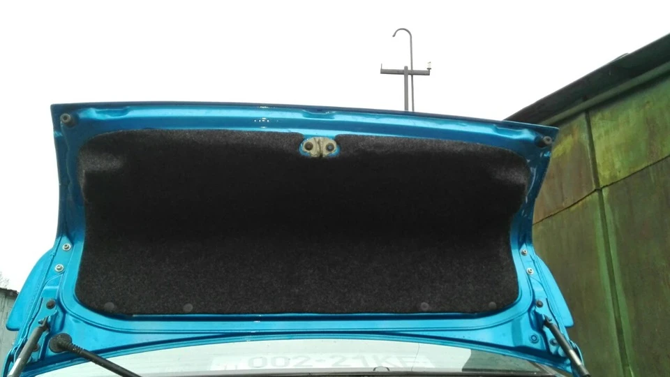 з'явилася обшивка багажника civic eg
