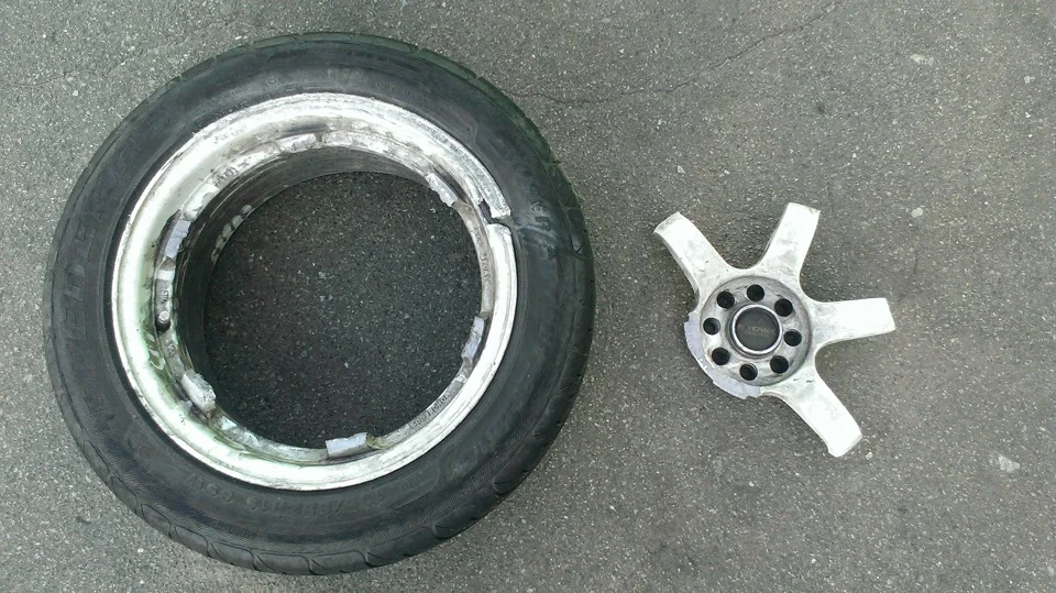 Kyowa Racing KR-230 PW або *uyowa Racing)