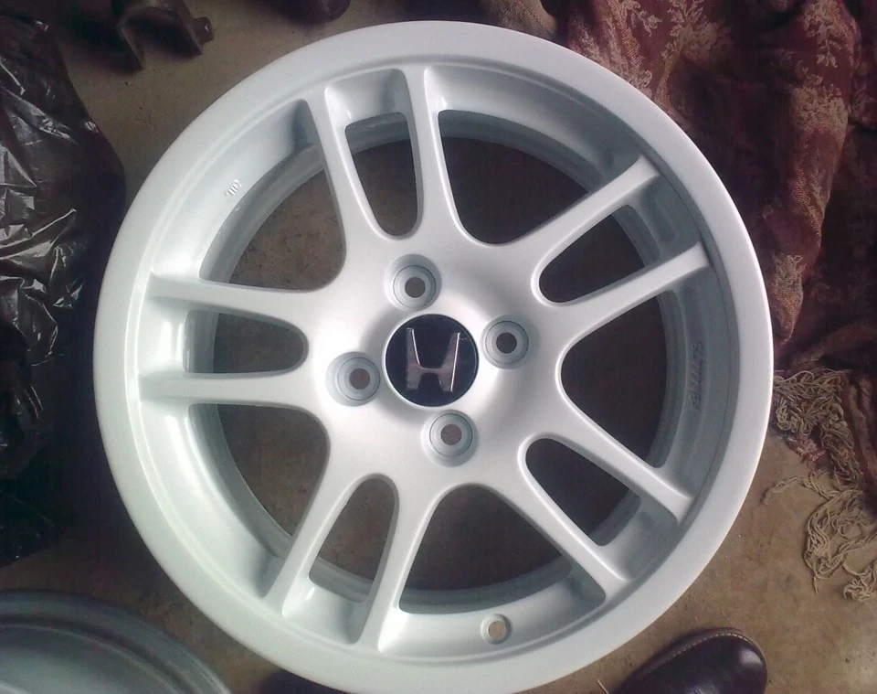 Enkei 15x7JJ ET40