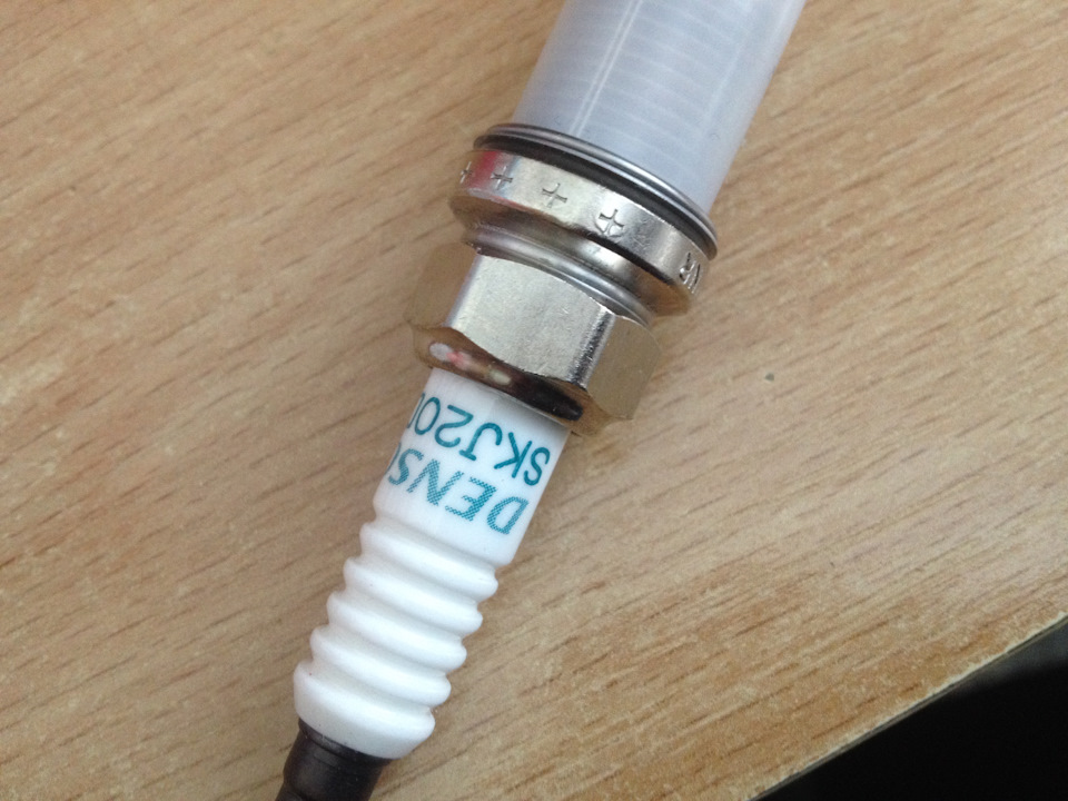 Заміна свічок DENSO SKJ20DR-M11S 4