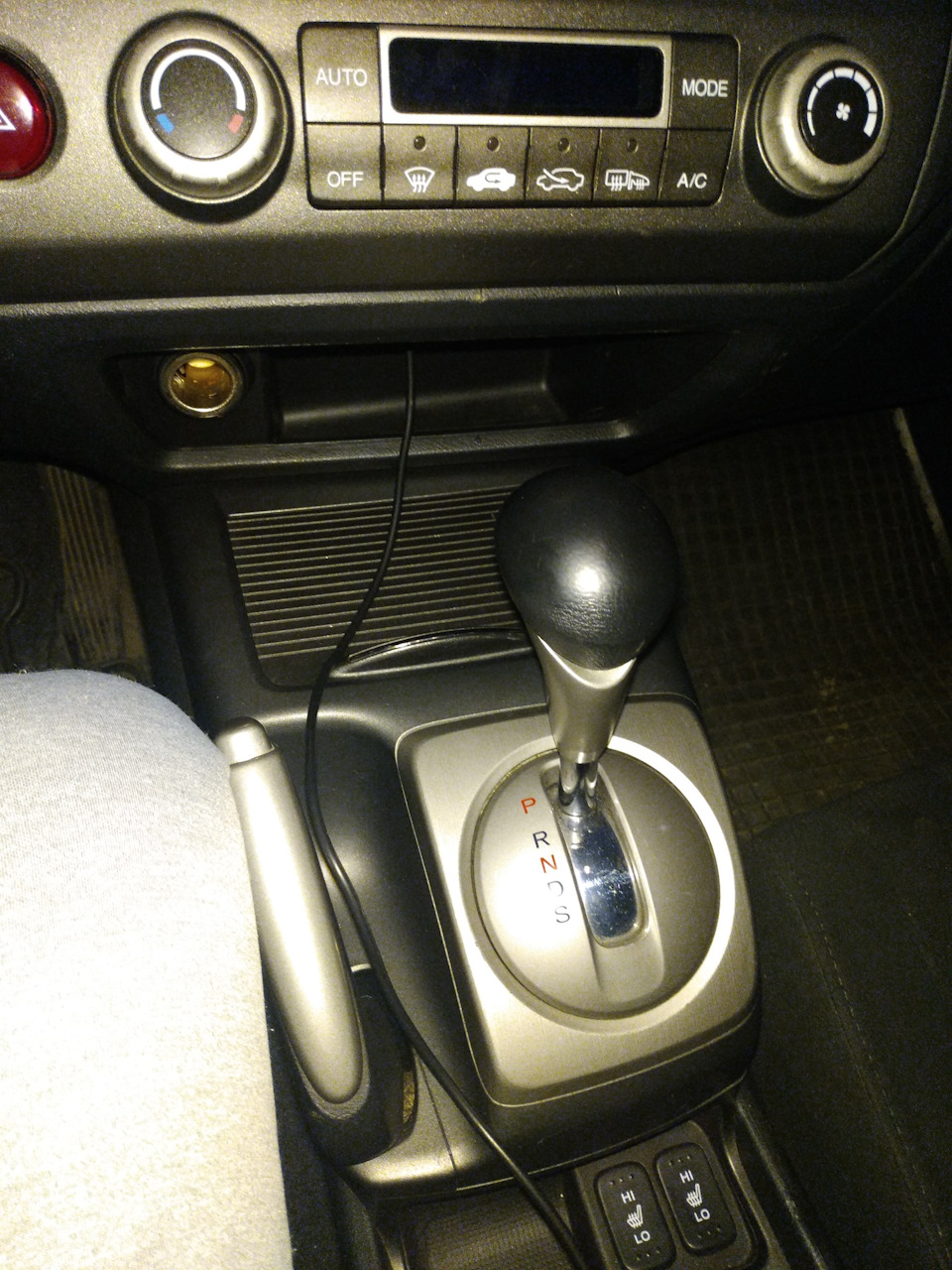 AUX в honda civic 4d 4
