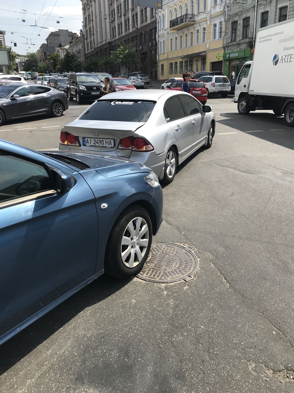Розмова по телефону коштувала більше $1к 3