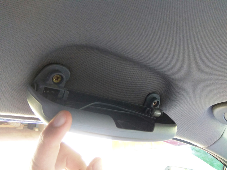 Сумно ... Очечник. Дзеркало. Кондей. Бардачек 4