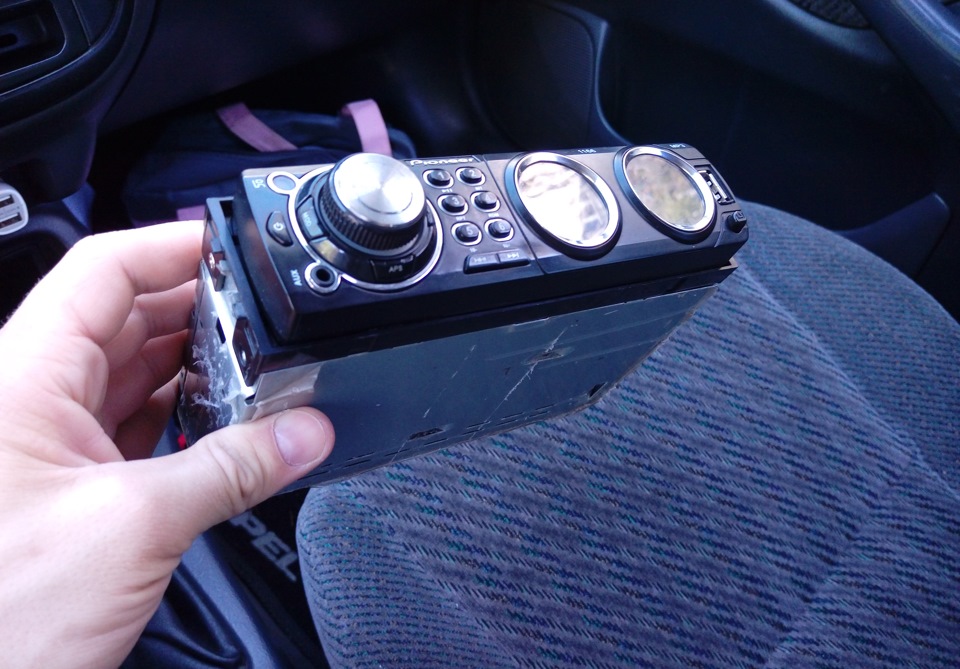 Нова магнітола Kenwood 5