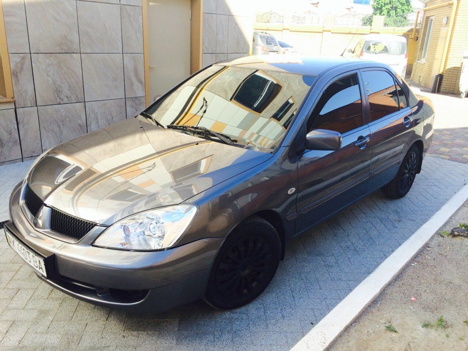 Як Honda їздила купувати BMW 1