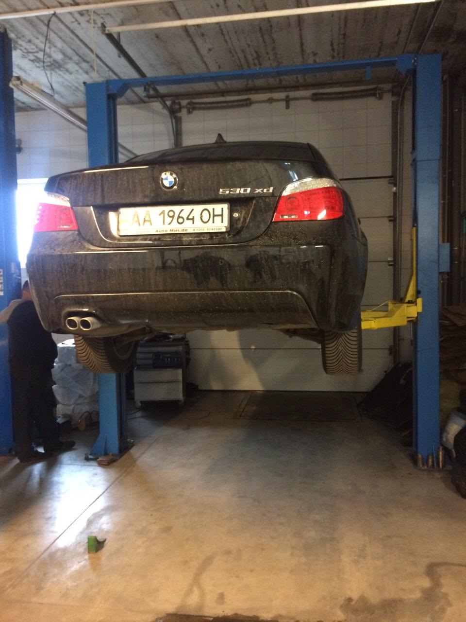 Як Honda їздила купувати BMW 5