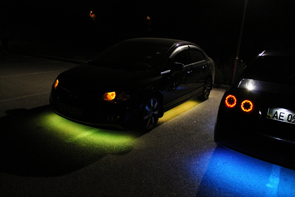 Підсвічування днища Honda Civic 4D. Фотосет з братенем))) 1