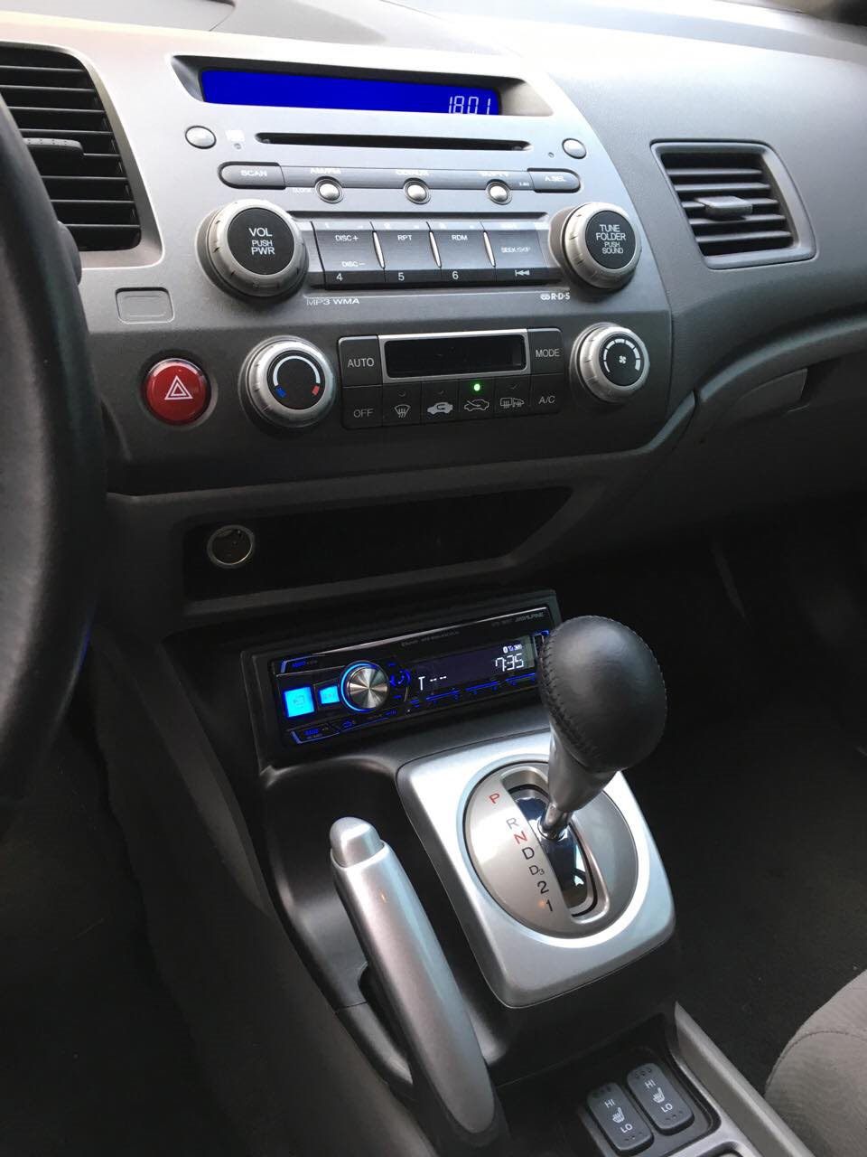 Продам рамку під голову 1d Honda Civic 4D 1
