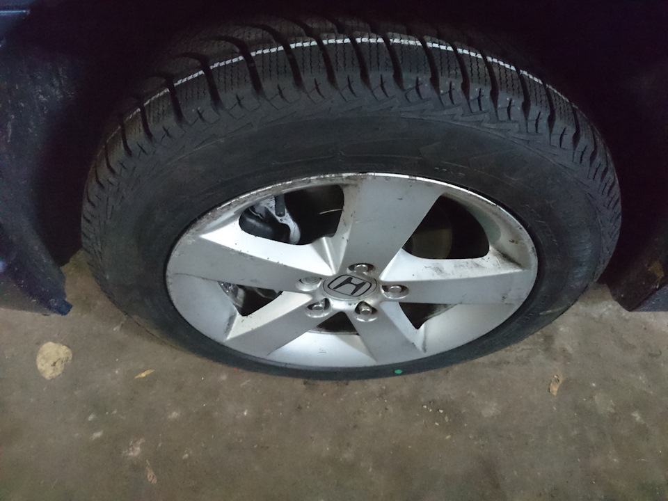Нова зимова гума Goodyear Ultra Grip ice 2 1