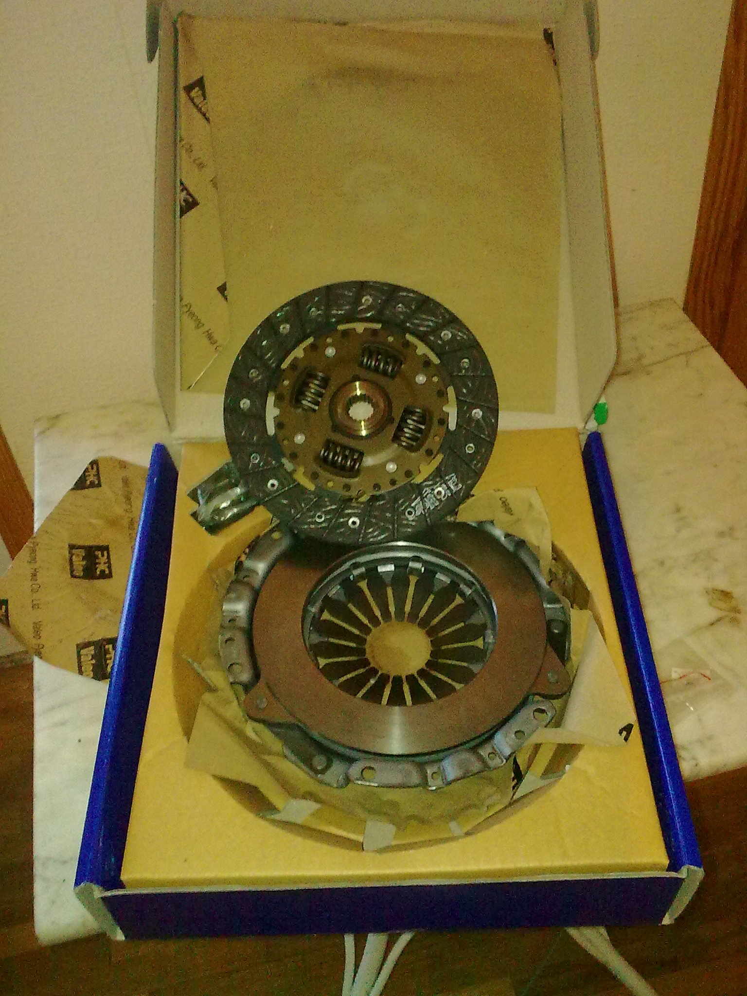 Синій кит? Білий кит? Clutch kit! 2