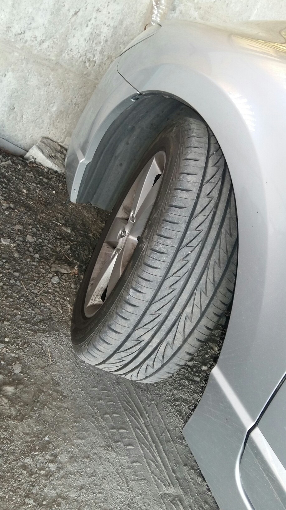 Нова гума Bridgestone Sporty Style MY-02 3