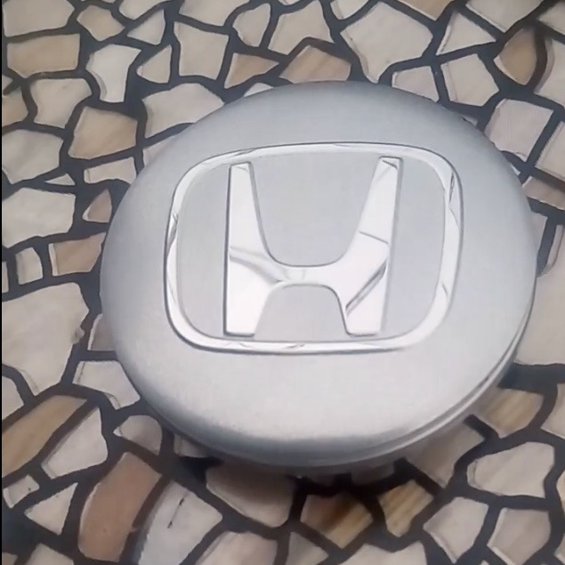 R17 OEM Renault / шини Continental Civic 4D 5