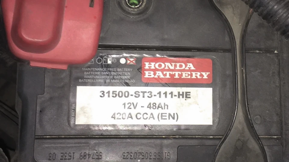 Заміна акумулятора! Medalist works Civic 4D