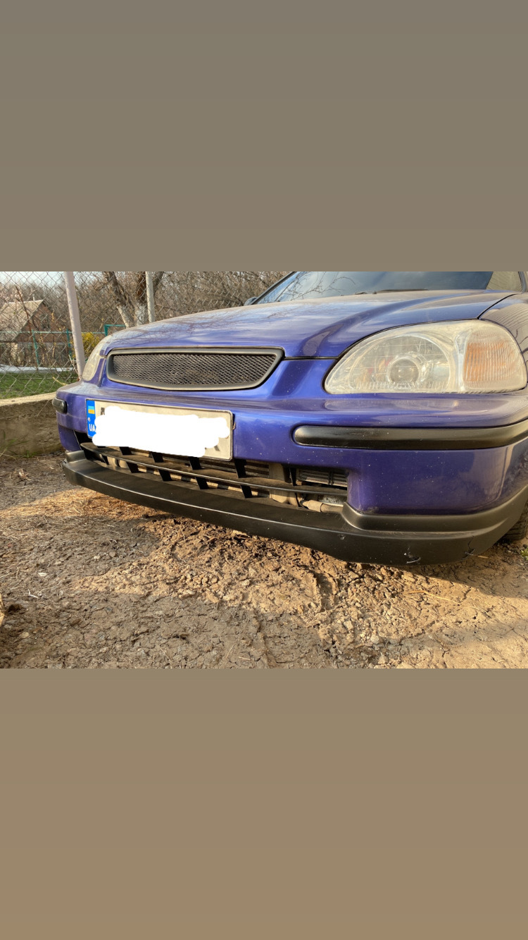 Кастом Решітка з рамкою Honda Civic 6 1