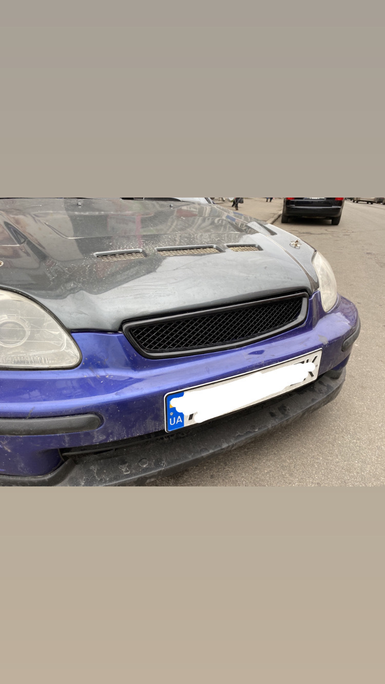 Кастом Решітка з рамкою Honda Civic 6 3