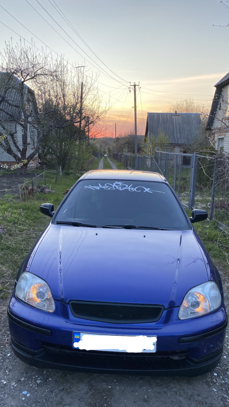 Кастом Решітка з рамкою Honda Civic 6 2