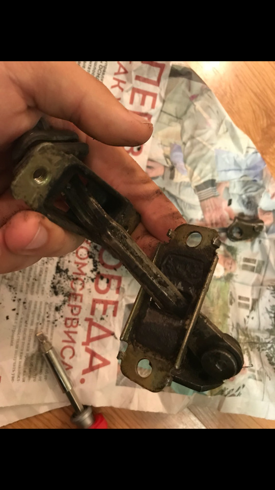 Прибираємо ХРУСТ ДВЕРЕЙ у HONDA 4