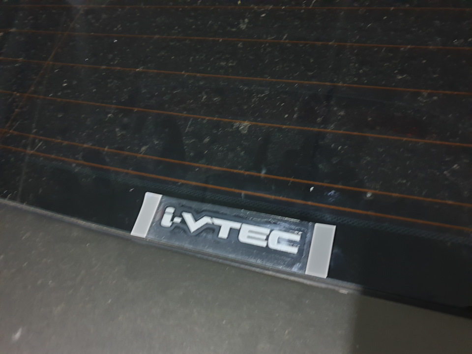 Заміна наклейки I-VTEC 3