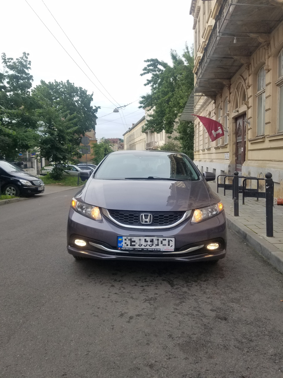 Honda civic IX 2013-2015 встановив протитуманні фари 3