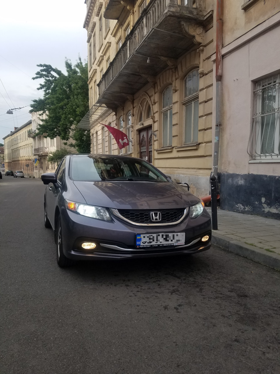 Honda civic IX 2013-2015 встановив протитуманні фари 4