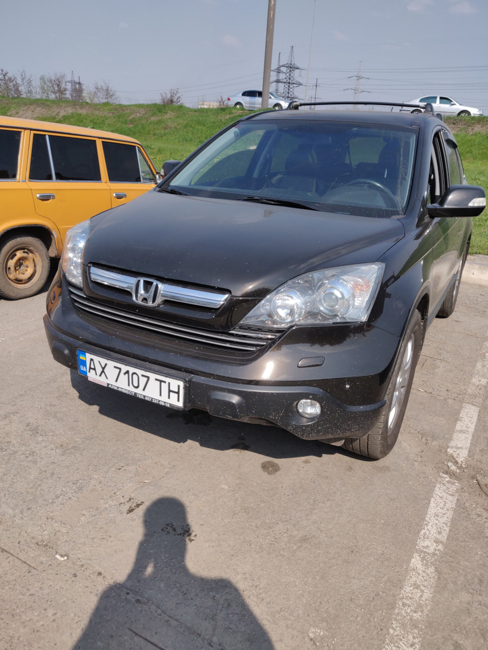 Вирішив залишити … 1