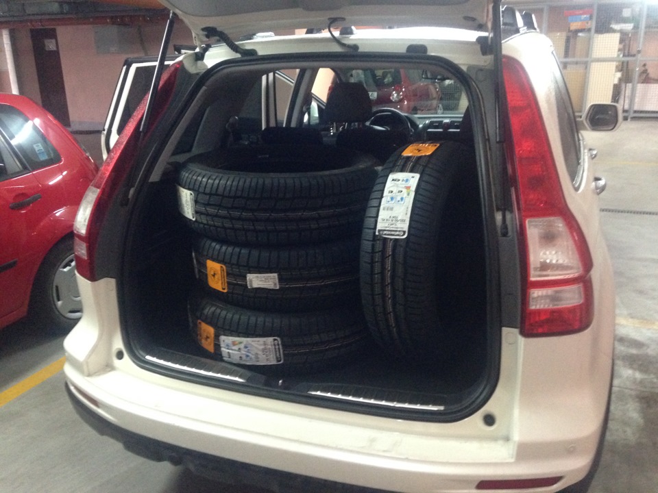 Шини Зима Continental WinterContact 225/60/r18 3