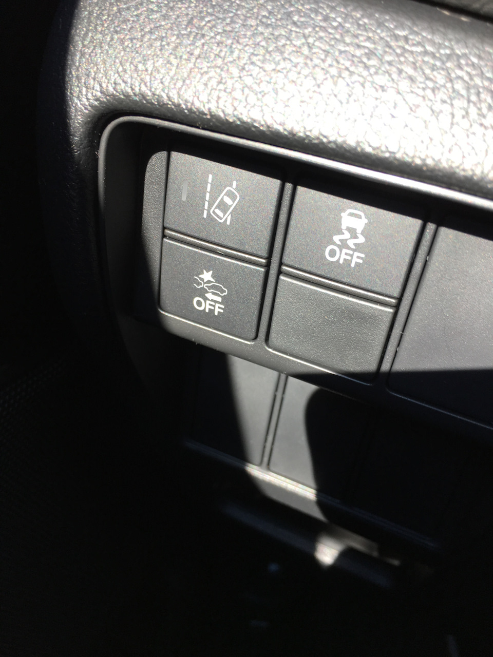 Honda Sensing® у дії (Honda CR-V 5gen). 4